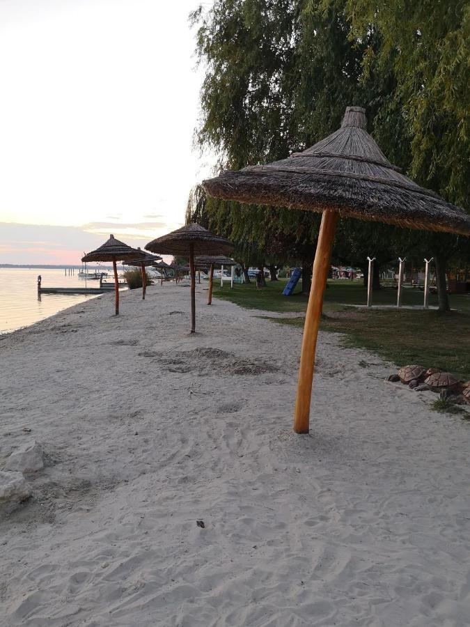 Dorka Apartman Vonyarcvashegy Esterno foto